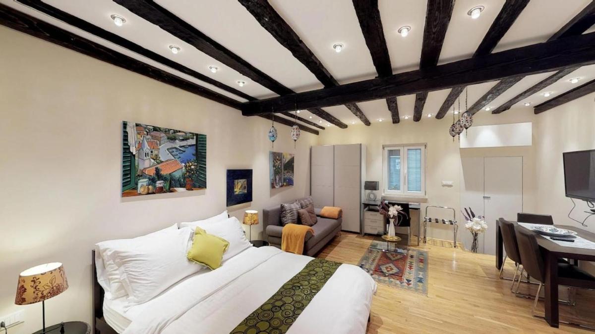 Diocletian Studio Apartments Split Eksteriør billede