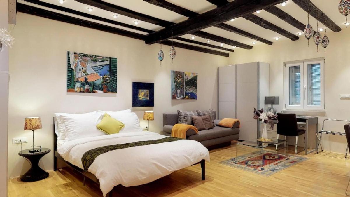 Diocletian Studio Apartments Split Eksteriør billede